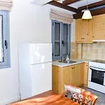 Vila Ryalos *