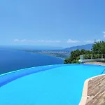 Ryalos *